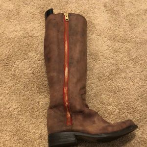 Steve Madden tall brown boots red zipper